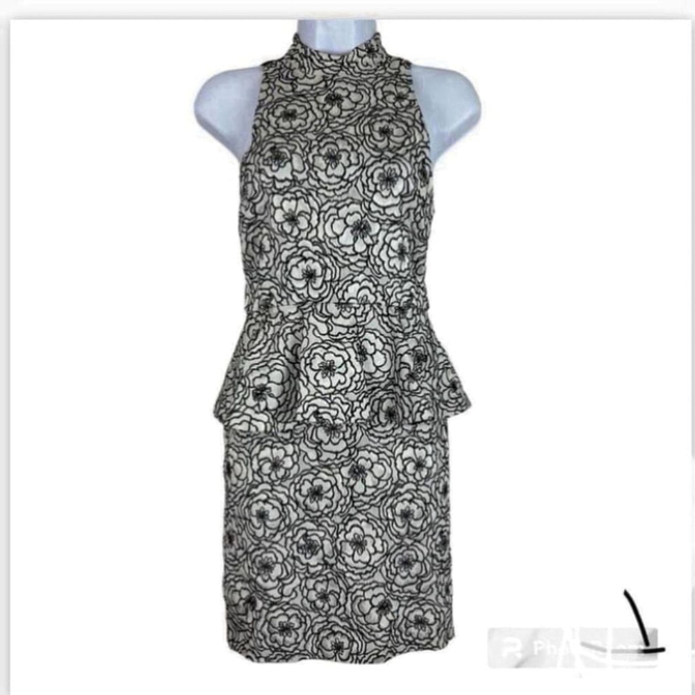 Alice + Olivia Black White Floral Lace Peplum Mock Neck Dress Size 2 - Picture 1 of 12